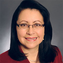 Patricia Torres Ray (photo)